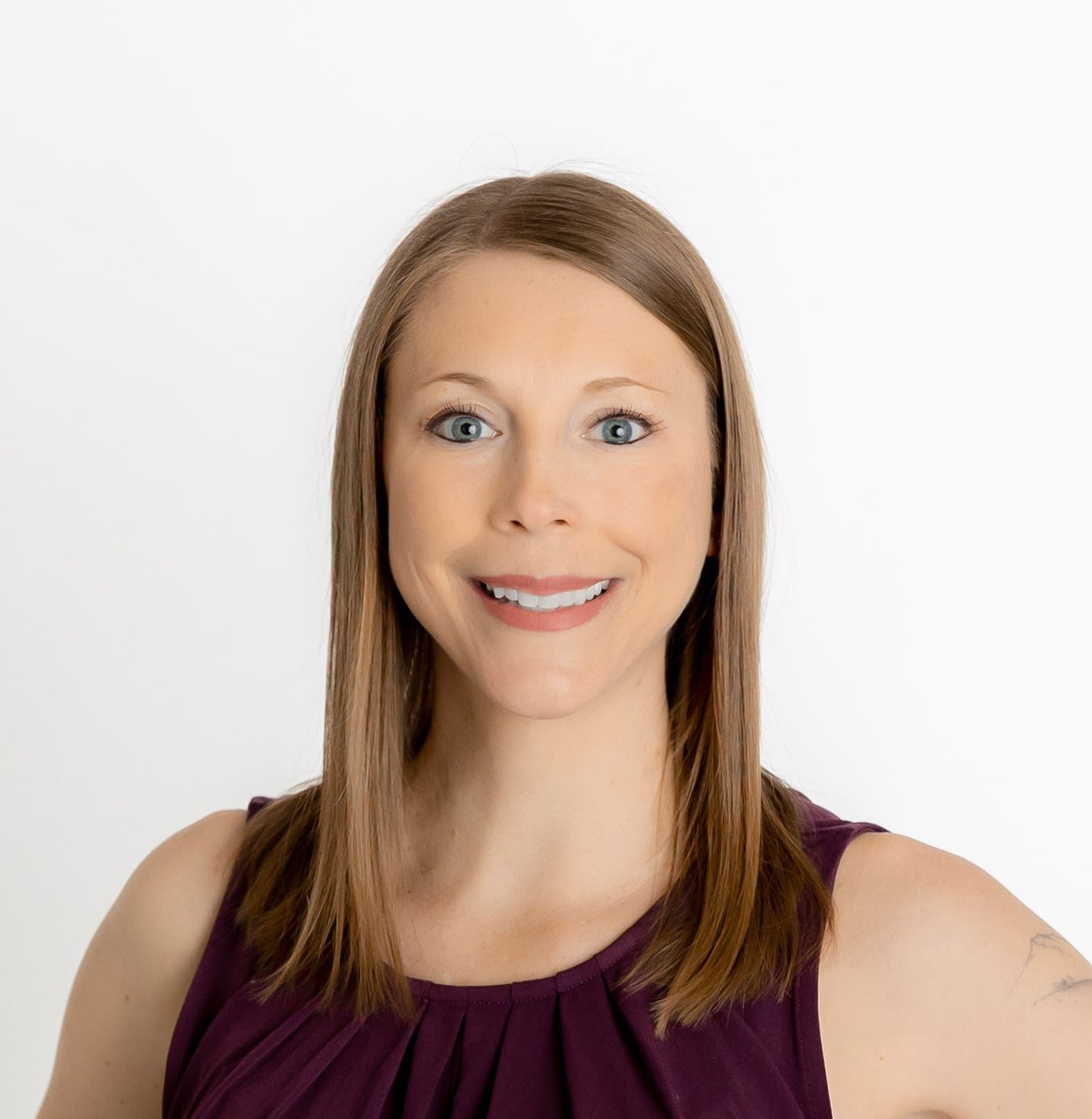 Kimberly Valentine headshot.